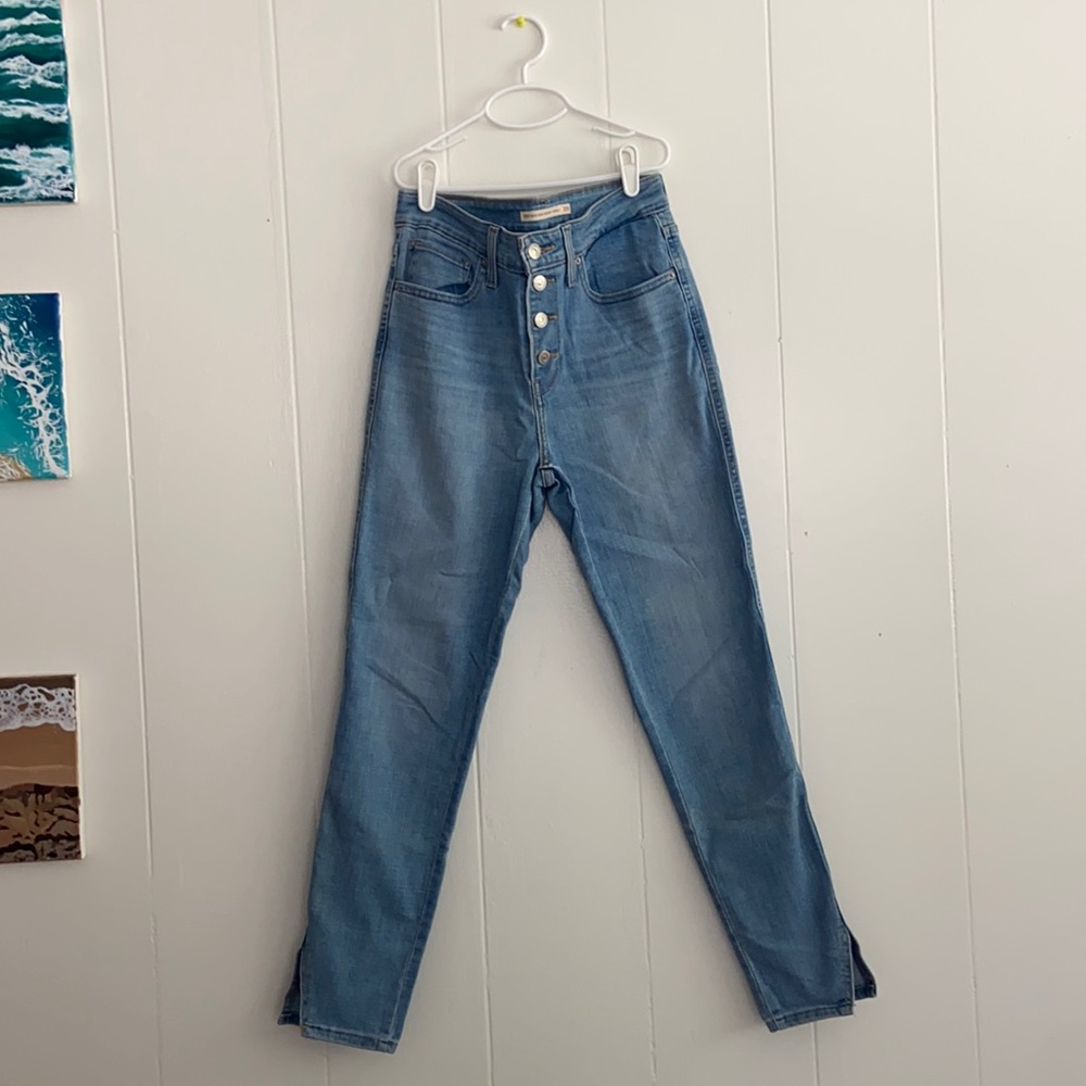Levi’s 721 high rise jeans size 28